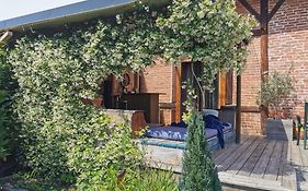 Surfworx Lodge